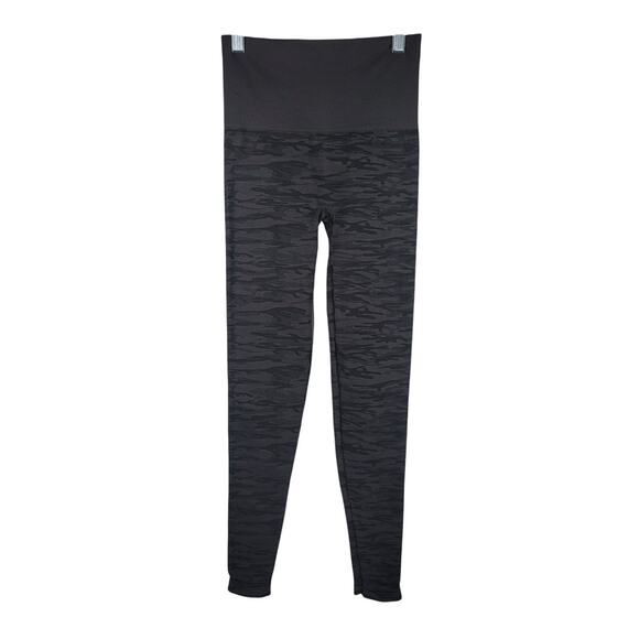 Spanx Assets Women's Camouflage Athletic Hiking Working Out Leggings S - Picture 1 of 6